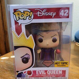 Disney Evil Queen Hot Topic Exclusive Funko Pop